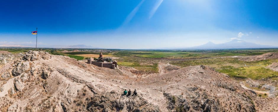 Walk Armenia for free: viewpoints, monasteries & ancient stone crosses