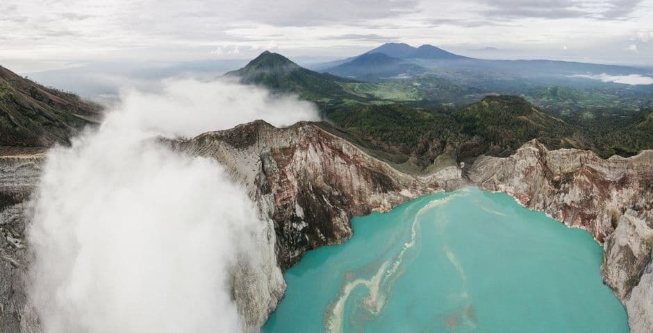Catch the light right: when to shoot Indonesia's best photo spots