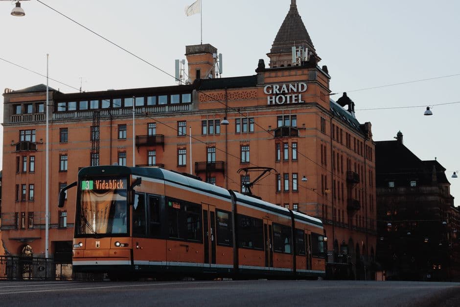 Why Sweden's cafeteria restaurants work better with kids than sit-down dining