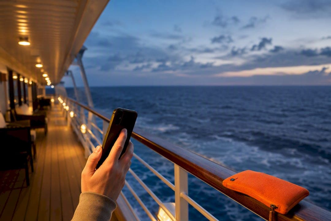 Avoid 20–60 Minute Dead Zones with a Cruise Ship eSIM Plan
